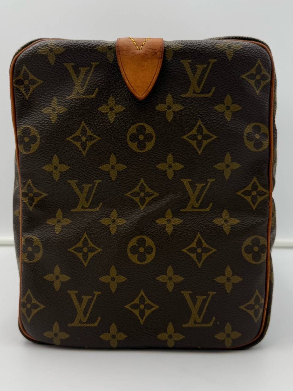 LOUIS VUITTON 1854 PARIS • SAC SOUPLE 35 Bag in Monogram • Made in FRANCE - Picture 6 of 15